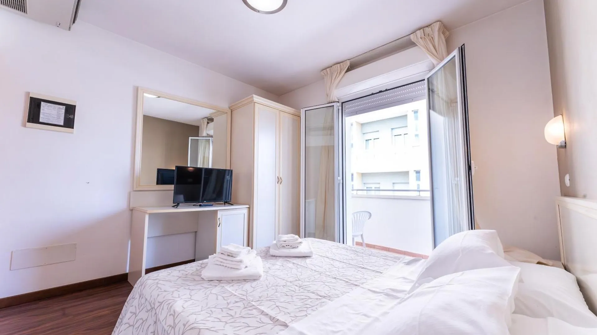 Residence Marconi Mare Rimini Lejlighedshotel