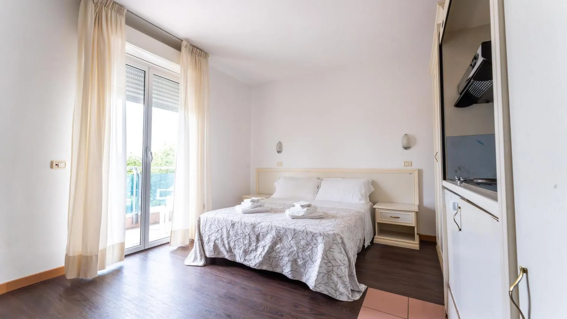 Residence Marconi Mare Rimini Lejlighedshotel