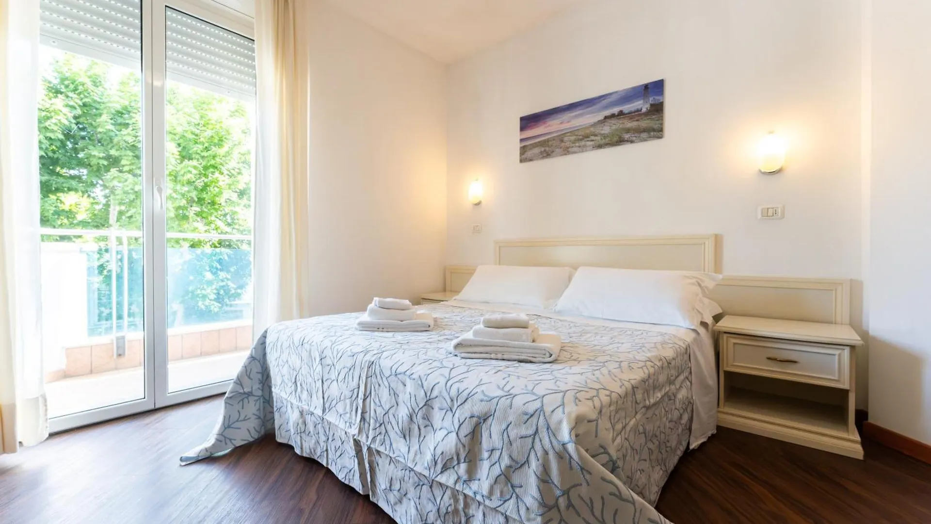 Residence Marconi Mare Rimini Aparthotel
